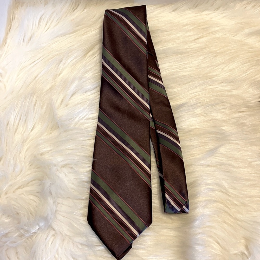 LILLY DACHE TIE